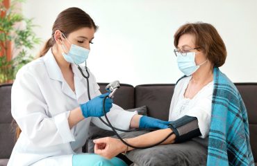 mujer-control-medico